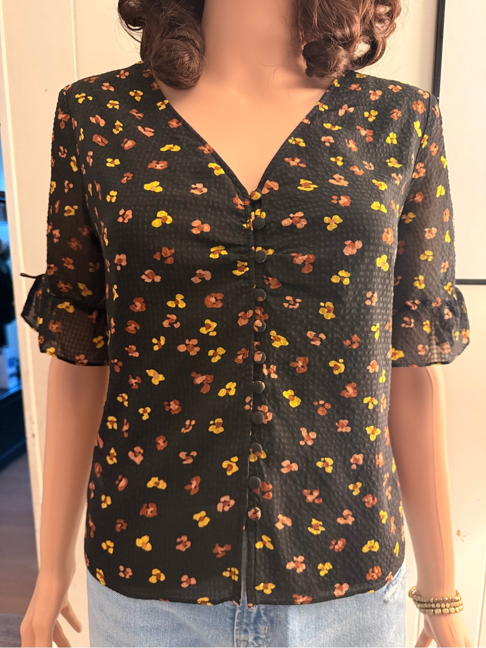 Madewell Black V-Neck Button-Front Floral Blouse